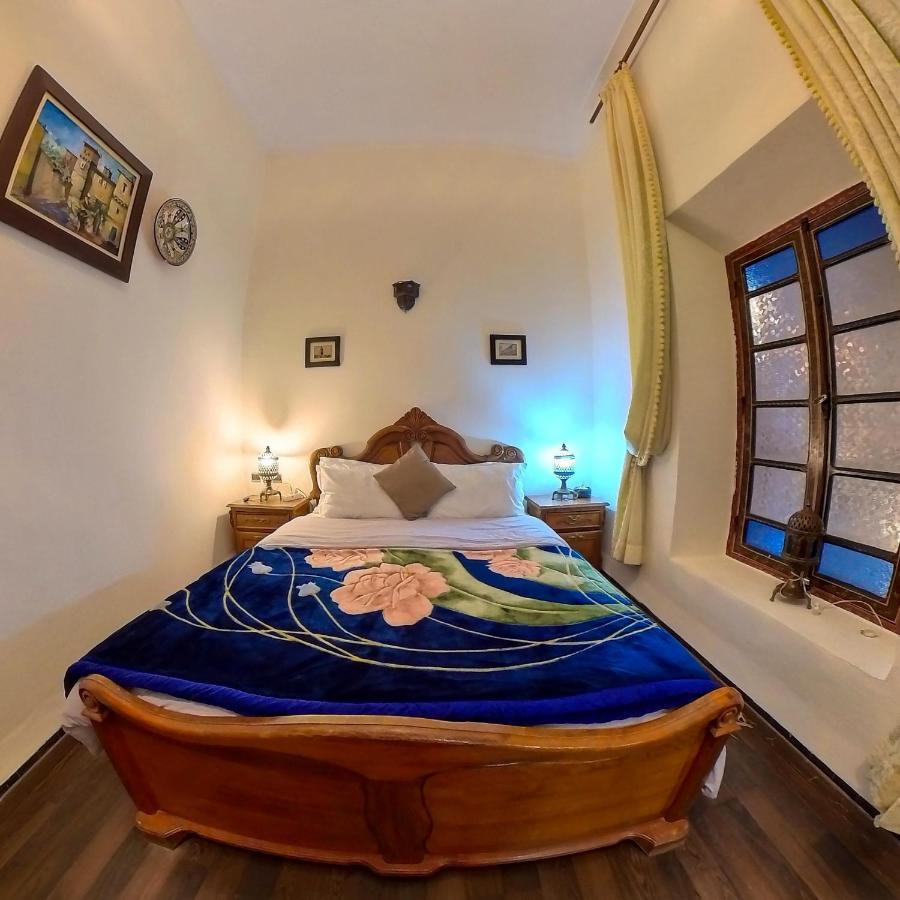 Double Room Yacout